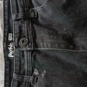 Motive denim